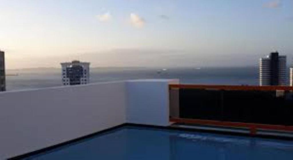 Maravilhoso Apartamento 2 Quartos Com Ofuro Porto Da Barra Salvador Summer Barra Flat Exterior foto